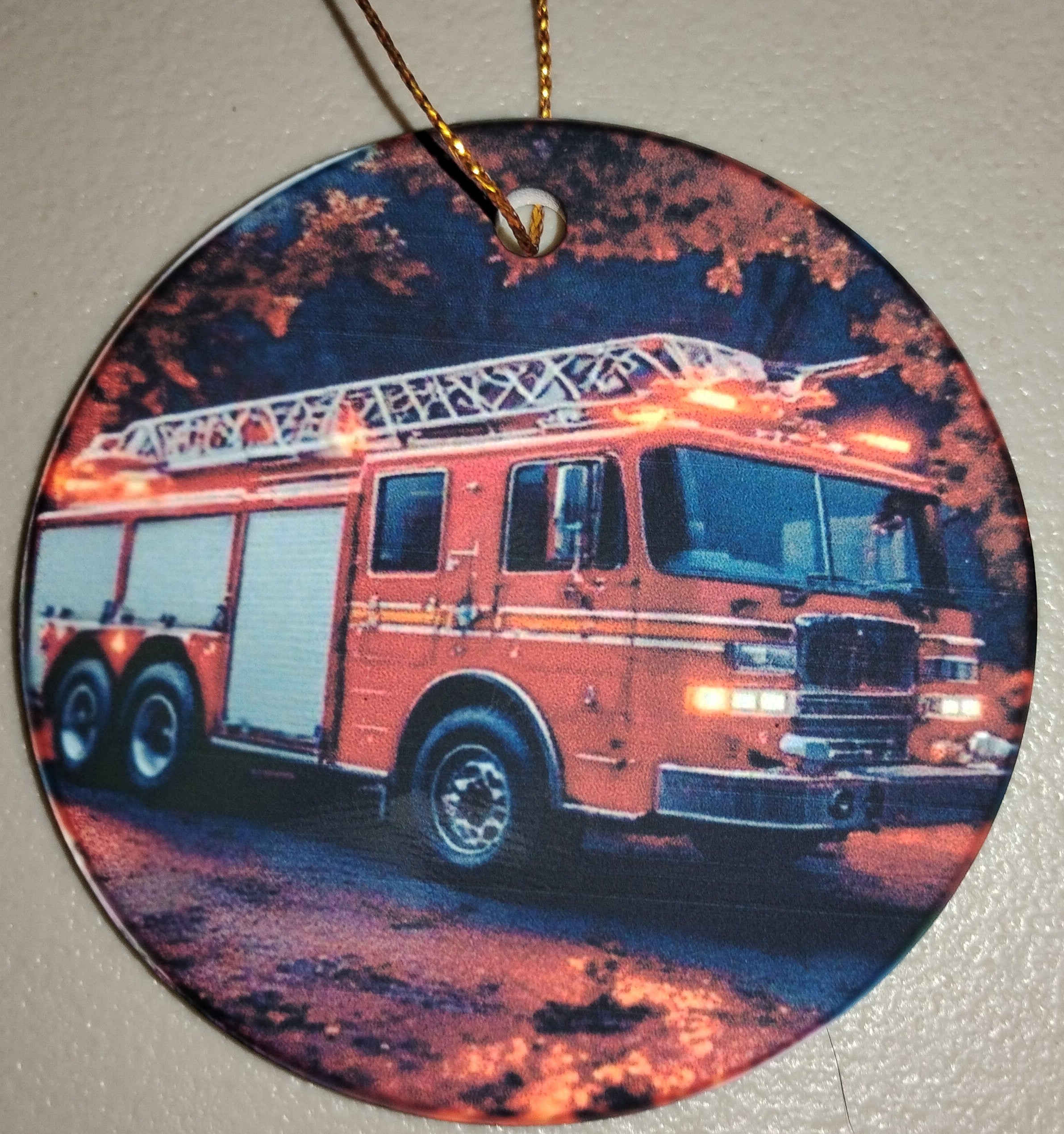 Ceramic ornament with Firetruck