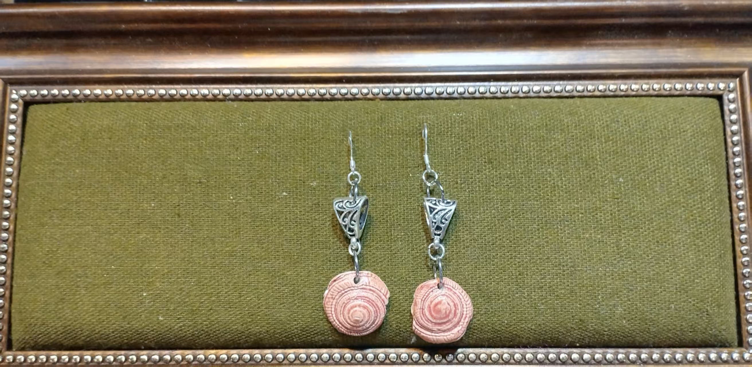 Manqiong Porcelain Society