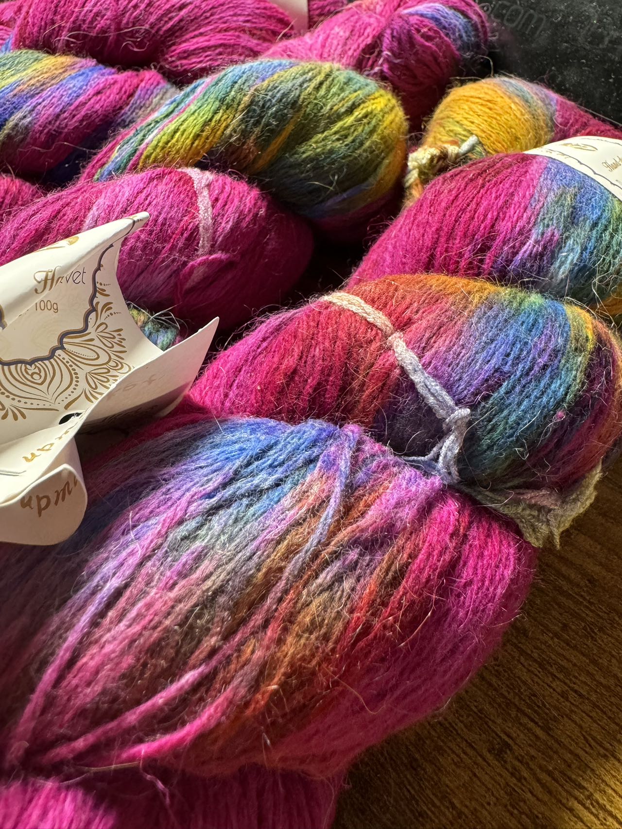 Wool blend yarn