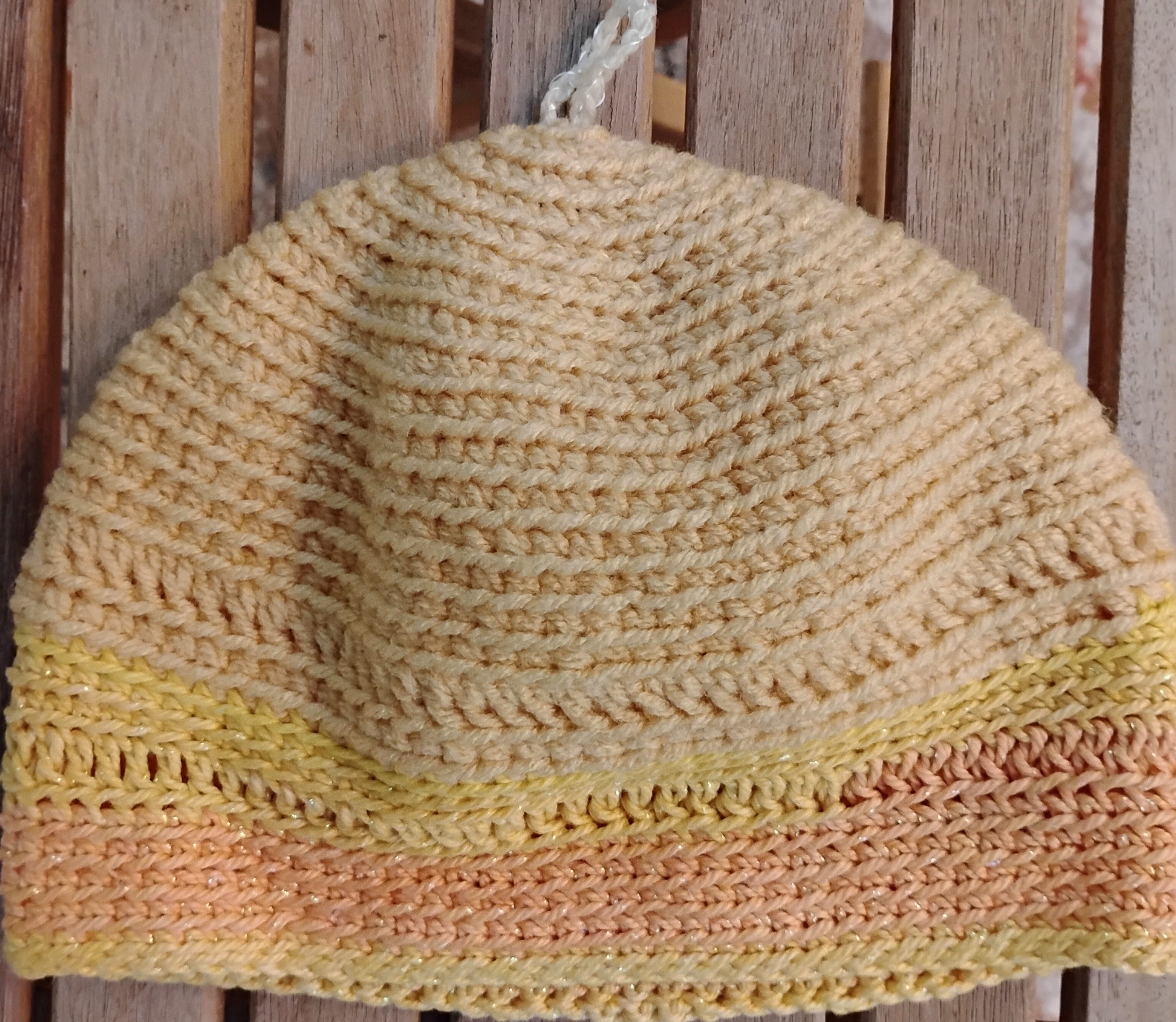 Hat G