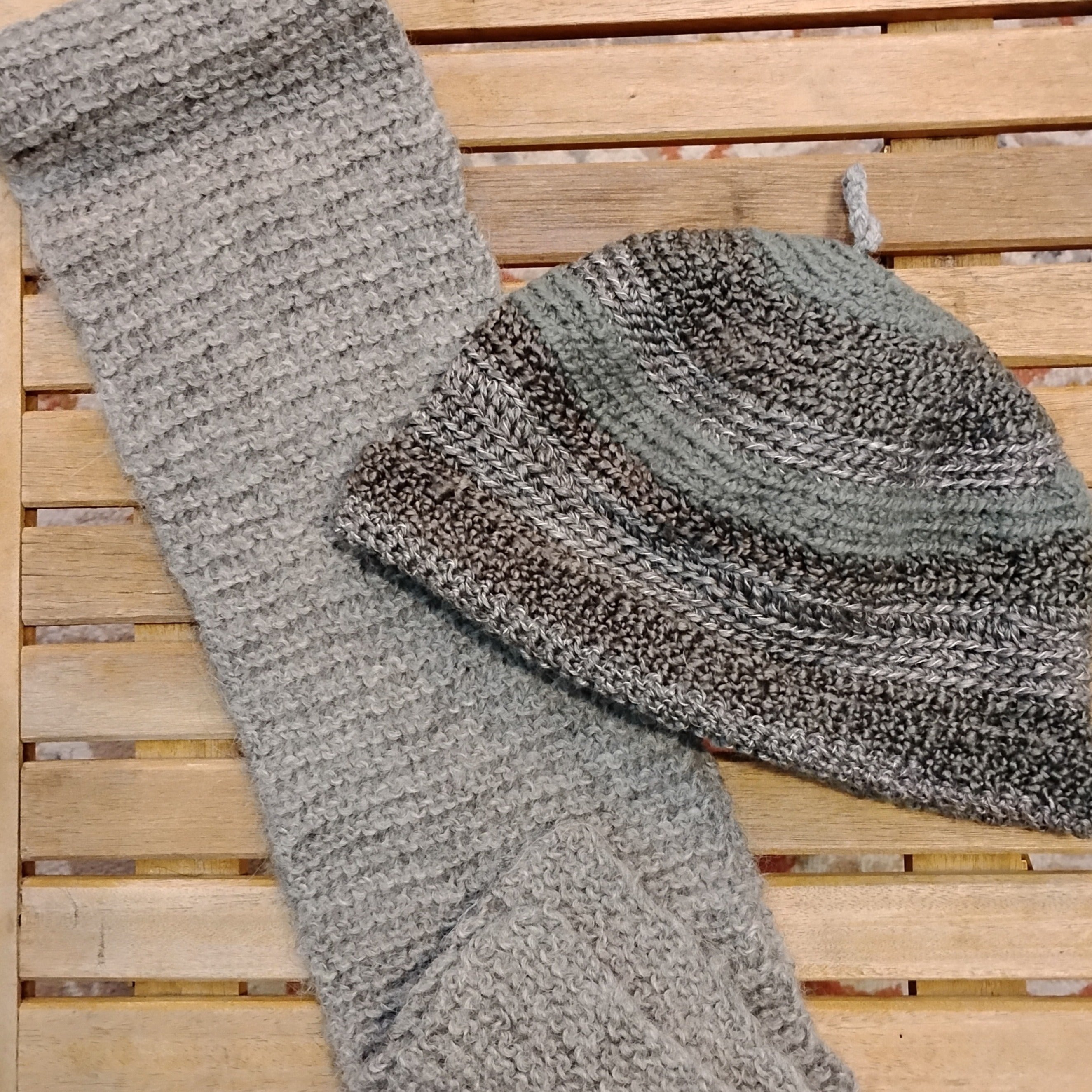 Hat and Scarf Set 4